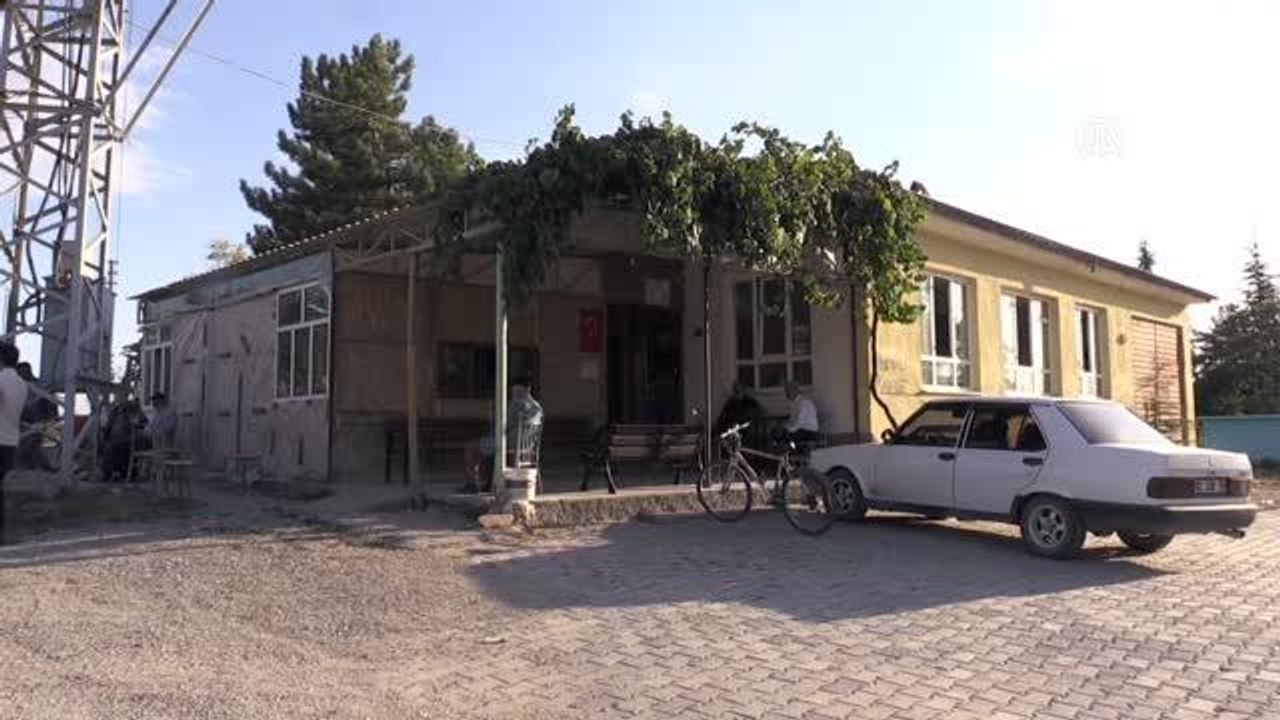 Dört mahalleyi besleyen tatlı su kaynağı Akpınar kurudu