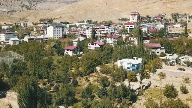 KAHRAMANMARAŞ - Coğrafi işaret tescilli Çağlayancerit cevizinde hasat mesaisi