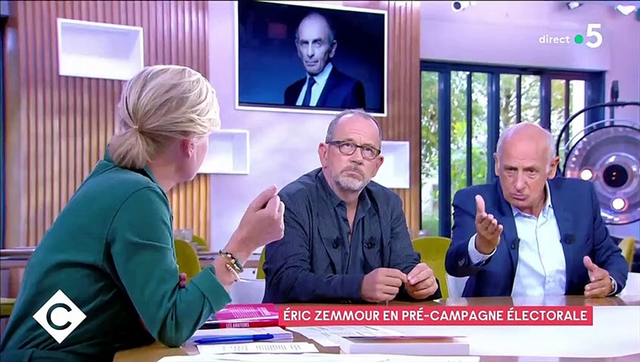 Jean-Michel Aphatie s'en prend violemment à Eric Zemmour mais aussi à Yves Calvi qui "sur RTL a fait une interview pitoyable" au lendemain de ses propos dans le "Corriere della Sera"