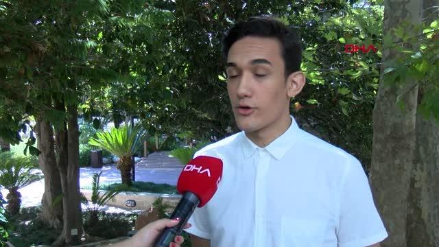 PANDEMİDE KRİZİ FIRSATA ÇEVİREN FATİH, OTELDEN HEM BURS HEM STAJ İMKANI KAZANDI