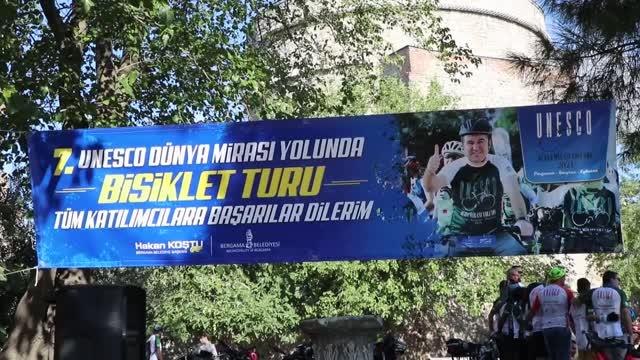 UNESCO Dünya Mirası Yolunda Bisiklet Turu Bergama'dan start aldı