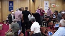 Akdeniz Belediye Meclisi'nde, MHP’li üyeler ile CHP'li üyeler arasında gerginlik çıktı
