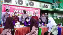 Kapolresta Sidoarjo Pantau Vaksinasi Pelajar di MTS Bilingual Muslimat NU