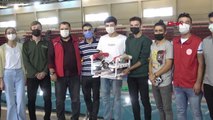 DENİZİ OLMAYAN ERZURUM'DA GENÇLER İSAA'YI OLİMPİK HAVUZDA TANITTI