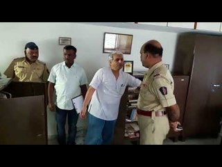 पु. ल. देशपांडे यांचं पुण्यातील निवासस्थान चोरट्यांनी फोडलं