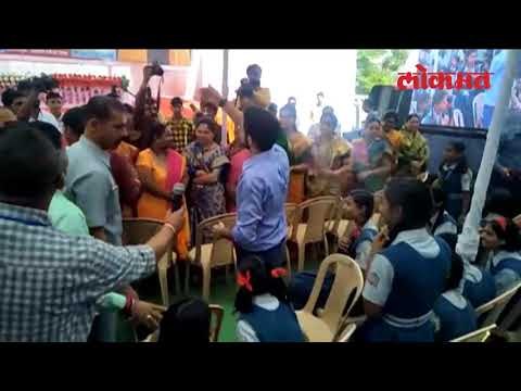 नाशिक : युवासेनाध्यक्ष आदित्य ठाकरे झाले डिजिटल शाळेचे शिक्षक