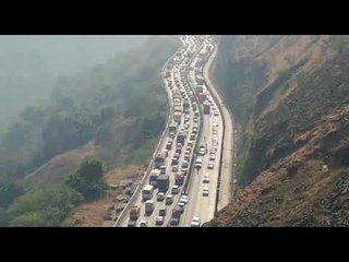 वाहतूक कोंडीचा विकेण्ड, मुंबई - पुणे एक्स्प्रेस-वे जाम