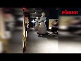 या हॉटेलमध्ये वेटरऐवजी रोबो देतात सेवा पहा हा व्हिडिओ | ROBO Waiter in Hotel | Lokmat News l