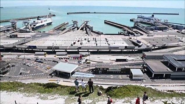 Лондон пересмотрел сроки ужесточения таможенного режима с ЕС