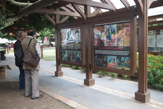 28. Uluslararası Adana Altın Koza Film Festivali kapsamında Adana Sinema Tarihi sergisi açıldı