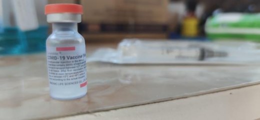 Cezayir'de 1 haftada 1 milyon kişi Covid-19'a karşı aşılandıEkim'den itibaren 12-18 yaş grubu için aşılama başlayacak