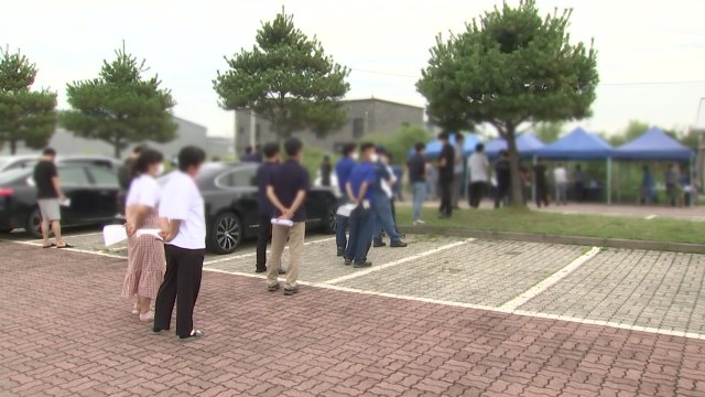 비수도권 신규 확진자 4백 명대...충남지역 감염 확산 / YTN