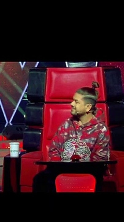 Raju lama and Pramod Kharel singing - The voice of Nepal S3 @Rajulama @Pramodkha_Full-HD