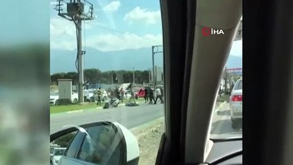 Bursa’da demir çubuklu sopalı yol verme kavgası