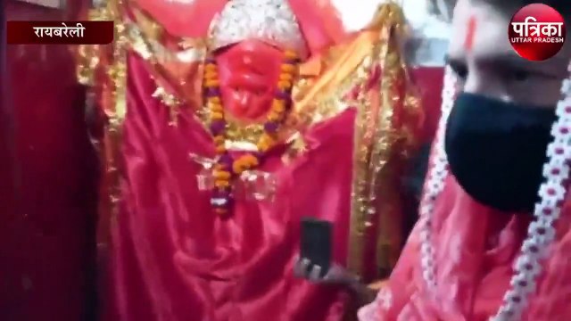 जब रायबरेली में प्रियंका गांधी से मंदिर के पुजारी ने कही यह बात