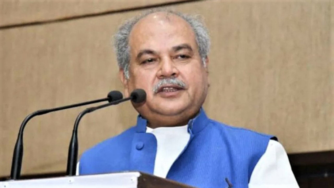 What Narendra Tomar said while announcing Gujarat's new CM?