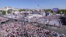 Le pape François à Budapest appelle à s'ouvrir aux autres