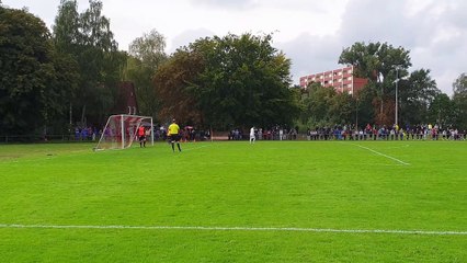 Cordis Sulejmani scheitert vom Punkt an Patrick Krysiak!