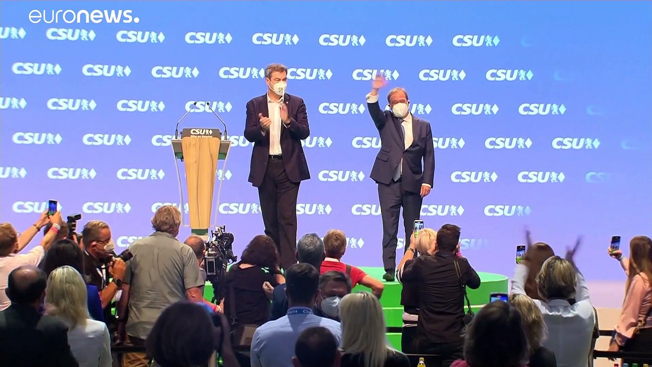 Germania, la corsa per il dopo Merkel: in calo il partito della Cancelliera
