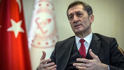 İstifasından sonra sessizliğe bürünen Ziya Selçuk'tan radikal imaj değişikliği