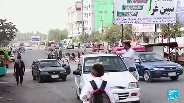 Afganistán: los talibanes izaron su bandera en el palacio presidencial de Kabul