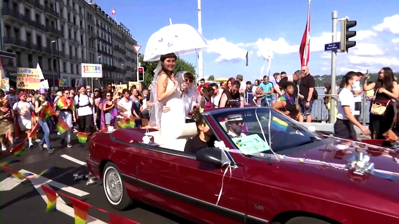 VIDÉO. Suisse : des milliers de personnes à la marche des fiertés alors que le pays se prépare à voter sur le mariage homosexuel