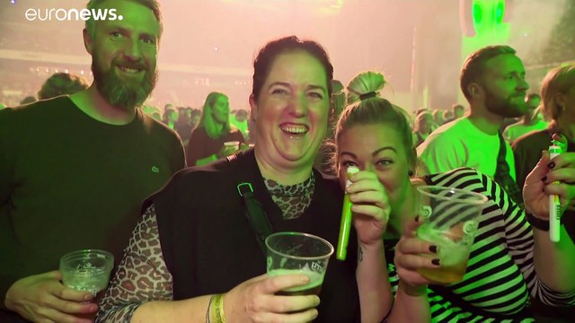 Δανία: Πανδημία τέλος; Συναυλία με 50.000 θεατές χωρίς μέτρα