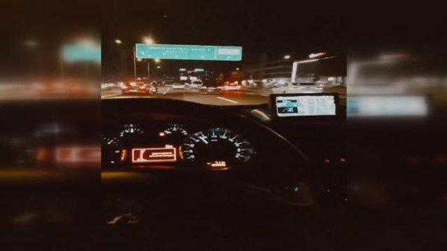 Son dakika haberleri! Otomobilin motosiklete çarptığı anlar cep telefonu kamerasına yansıdı: 1 yaralı