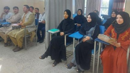 Taliban kadın ve erkek öğrencileri perdeyle değil tamamen ayıracak! Farklı sınıflarda ders görecekler