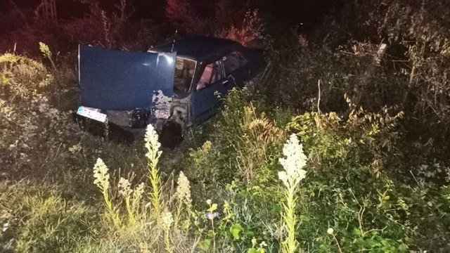 Kaza yapan sürücü ormanlık alana saklandı