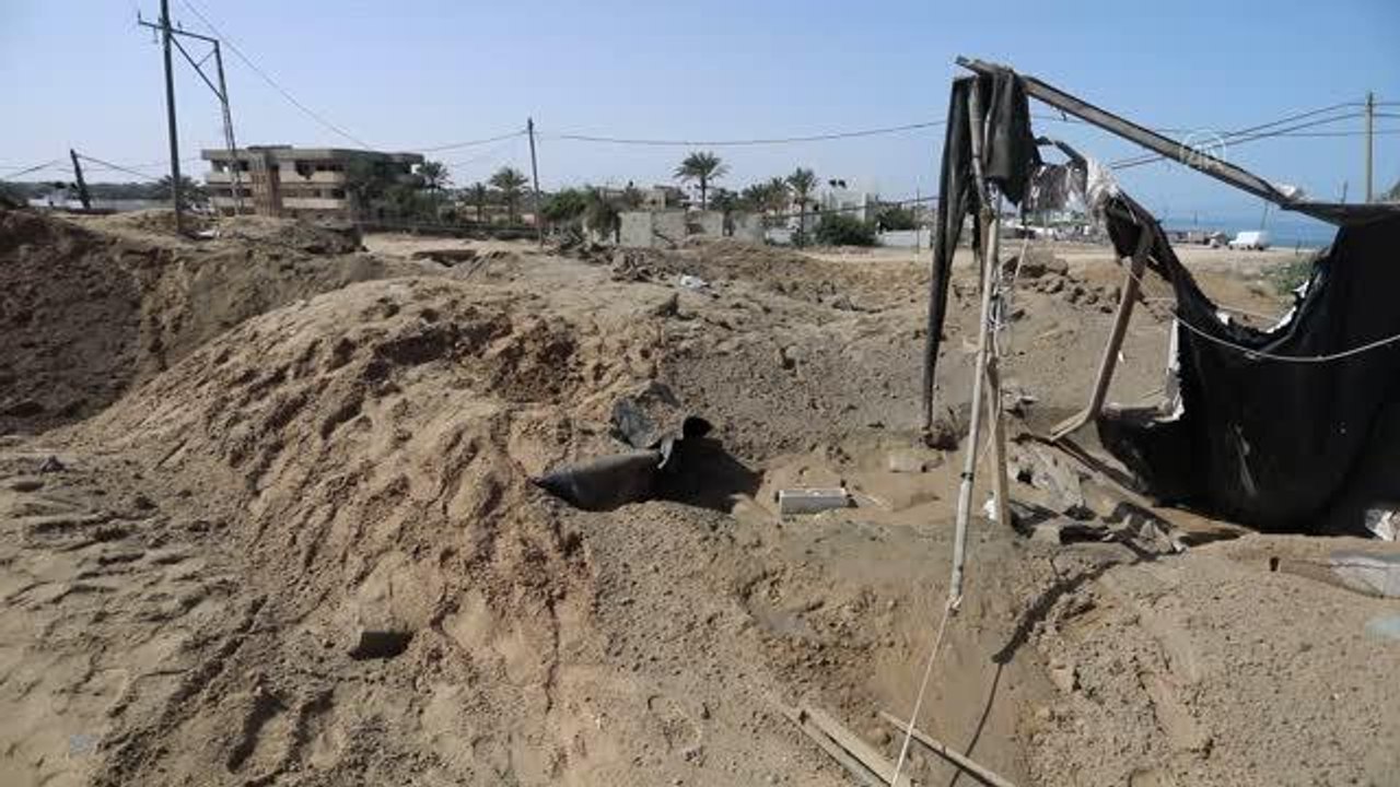 İsrail uçakları Gazze Şeridi'ne hava saldırıları düzenledi