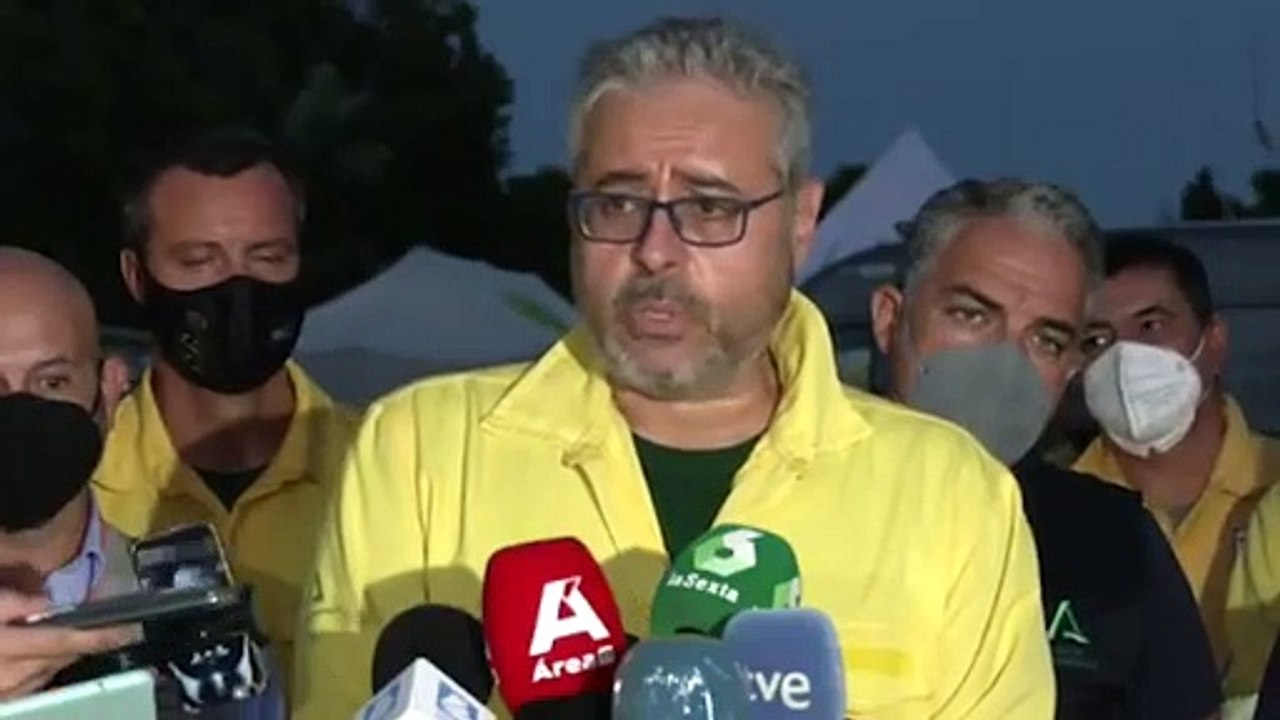 Los medios aéreos retoman sus tareas en Sierra Bermeja