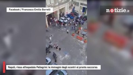 Download Video: Napoli, rissa all’ospedale Pellegrini: le immagini degli scontri al pronto soccorso