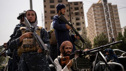 US advanced weapons left in Afhanistan on sale in Pakistan