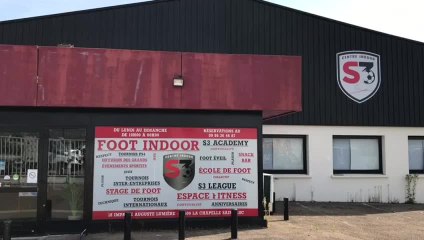 Incendie dans un complexe de foot indoor à La Chapelle-Saint-Luc