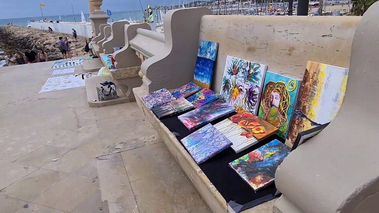 PLAYA DE LA FRAGATA SITGES, BARCELONA, SPAIN