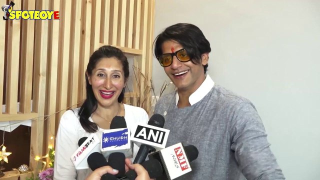 Karanvir Bohra Celebrates Ganesh Chaturthi With his Wife Teejay and his Adorable Daughters: SpotboyE
