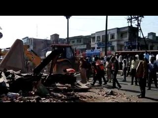 चंद्रपुरात अनधिकृत धर्मस्थळांवर अखेर हातोडा