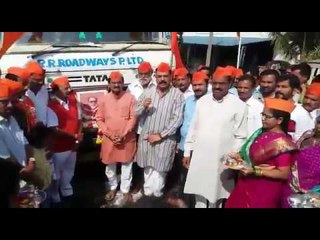 शिवसेनाप्रमुखांचा पुतळा कल्याणकडे रवाना