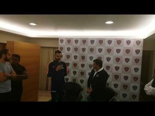 पुण्यातील 'Blades of glory' ला विराट भेट