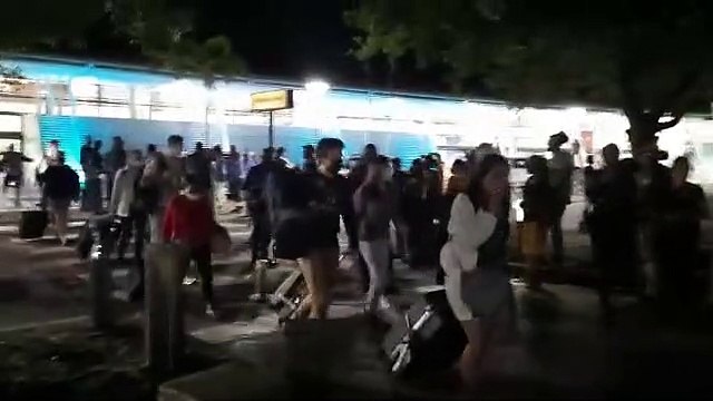 Des renforts soignants hués, insultés et menacés à l’aéroport de Martinique