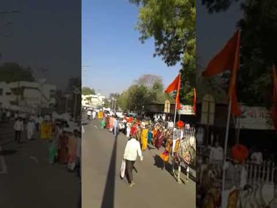 जळगाव जिल्हास्तरीय साहित्य संमेलन  ग्रंथ दिंडी