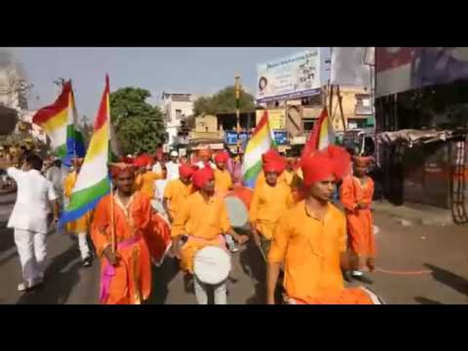 जळगाव येथे महावीर जयंतीनिमित्त शोभायात्रा