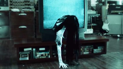 7 tricks horror movies use to scare you