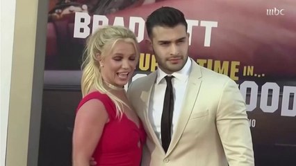 المغنية بريتني سبيرز تعلن خطبتها على صديقها سام أصغري