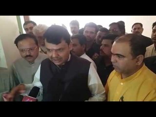 पुढील वर्षापर्यंत धुळे जिल्हा हगणदारीमुक्त - मुख्यमंत्री