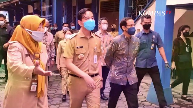 Tinjau Pembelajaran Tatap Muka di Solo, Mendikbudristek Nadiem Apresiasi Gibran