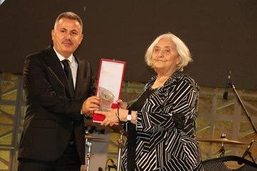 28. Uluslararası Adana Altın Koza Film Festivali'nde "Orhan Kemal Emek Ödülleri" törenle verildi