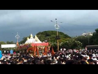 संत तुकाराम महाराजांच्या पालखीचे देहूतील इनामदारवाड्यातून सकाळी प्रस्तान झाले