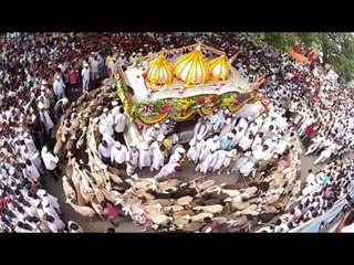 तुकोबांच्या रथाला वैशिष्ट्यपूर्ण मेंढ्यांचे रिंगण